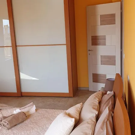 La Casa Delle Stelle Apartment Flussio